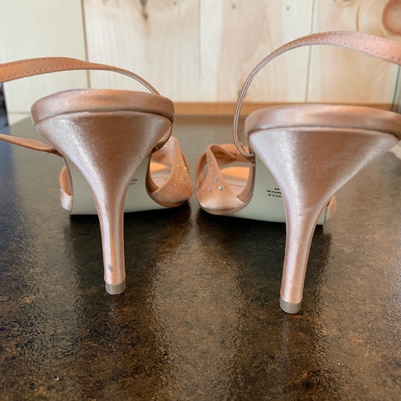 🌈Karen Scott Romeo Strappy Shoes - Picture 4 of 8